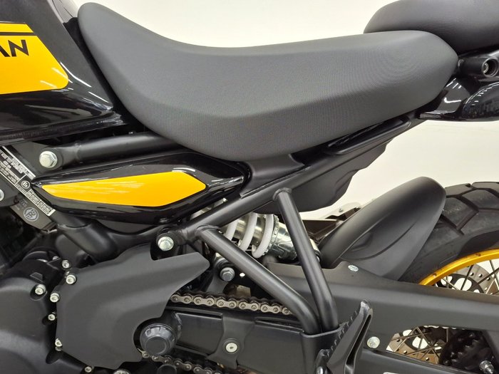 2025 Royal Enfield HIMALAYAN 450 Black