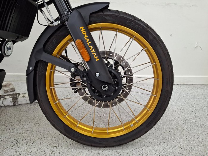 2025 Royal Enfield HIMALAYAN 450 Black