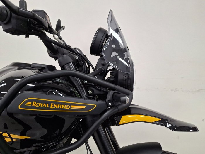 2025 Royal Enfield HIMALAYAN 450 Black