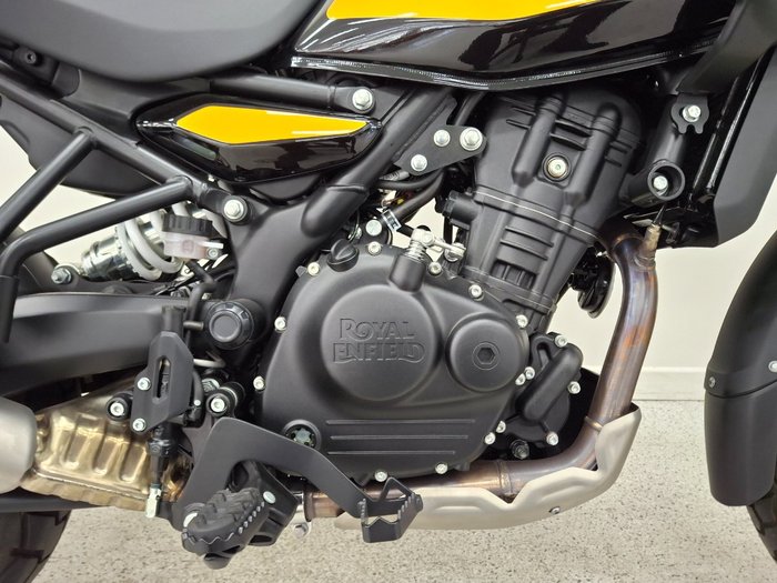 2025 Royal Enfield HIMALAYAN 450 Black