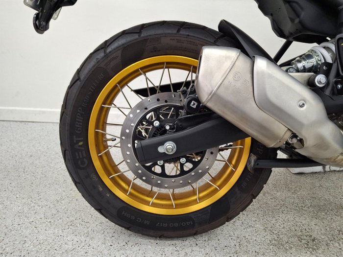 2025 Royal Enfield HIMALAYAN 450 Black