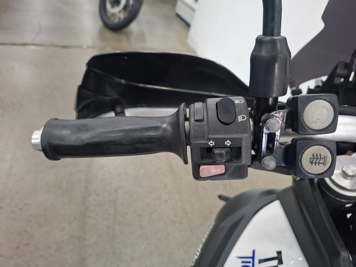 2012 Triumph TIGER 800 XC ABS White