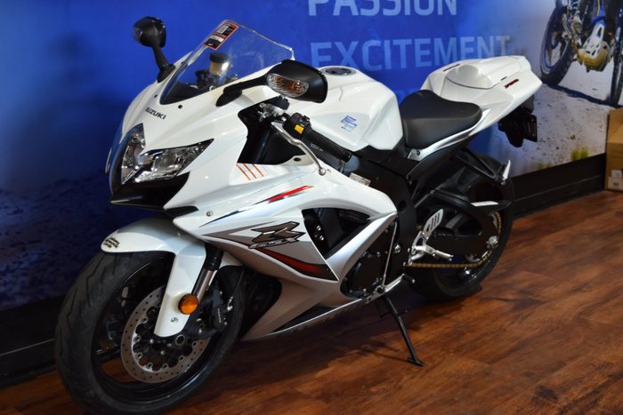 2009 Suzuki GSX-R750 White