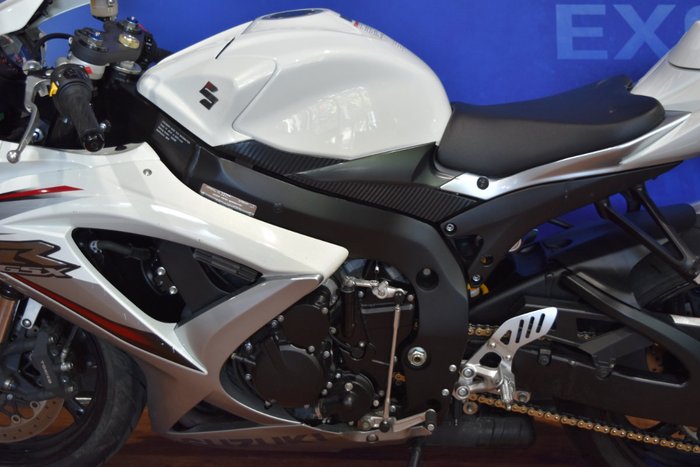 2009 Suzuki GSX-R750 White