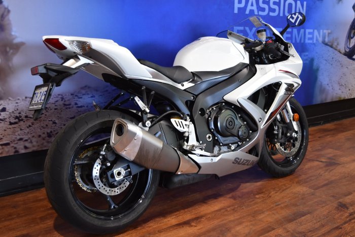2009 Suzuki GSX-R750 White