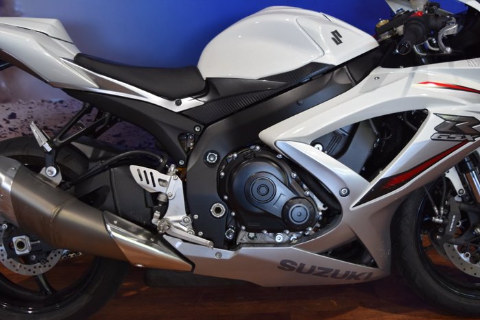 2009 Suzuki GSX-R750 White