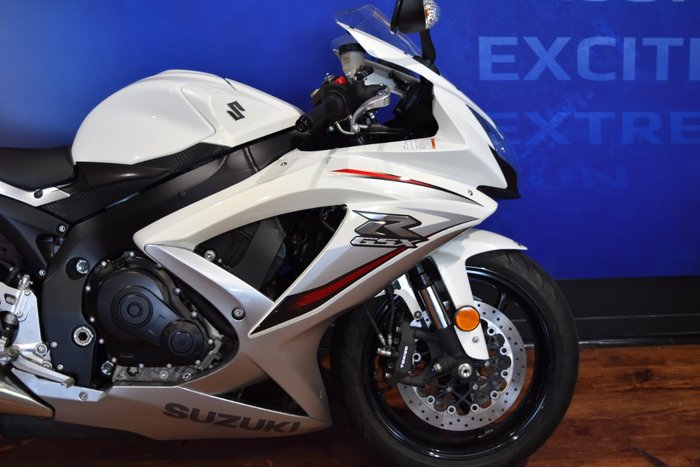 2009 Suzuki GSX-R750 White