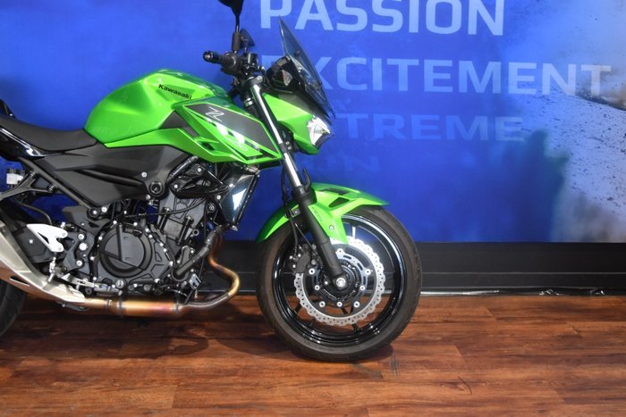 2022 Kawasaki Z400 Black