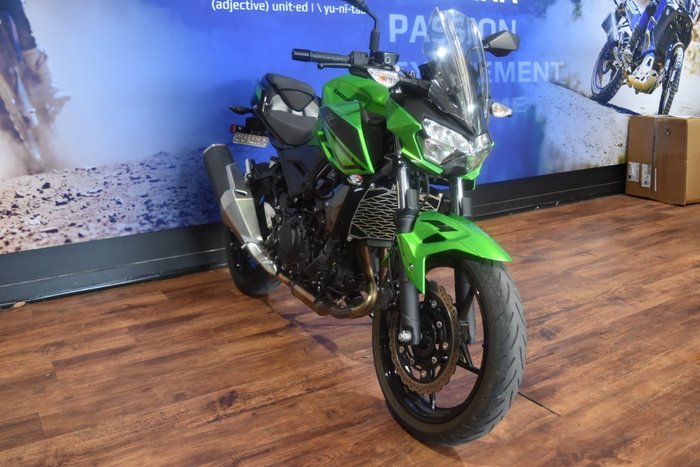 2022 Kawasaki Z400 Black