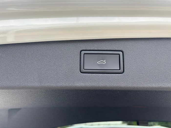 2025 Volkswagen Tiguan 195TSI R-Line