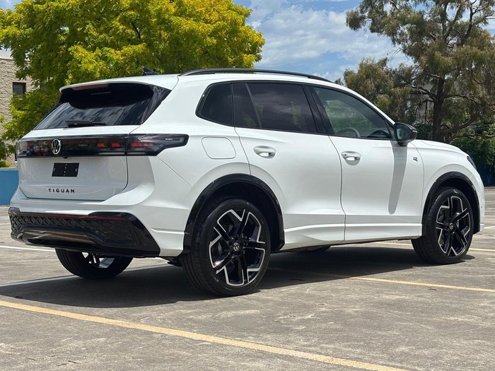 2025 Volkswagen Tiguan 195TSI R-Line