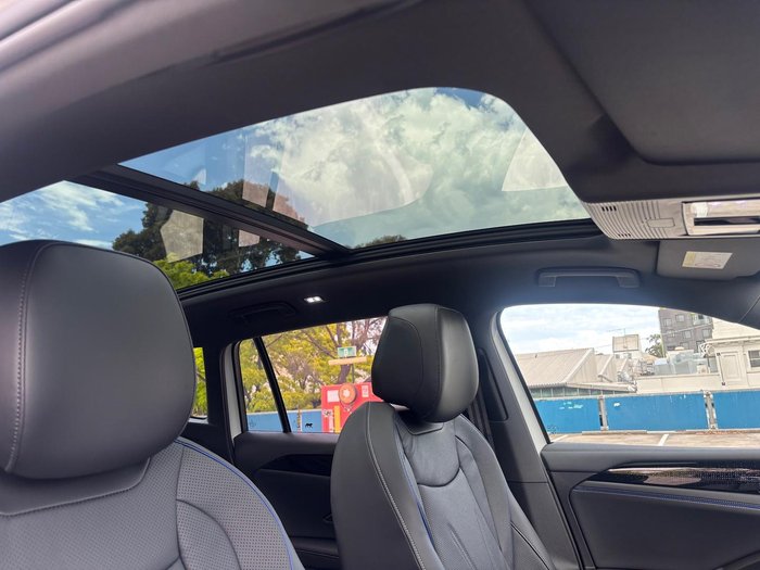 2025 Volkswagen Tiguan 195TSI R-Line