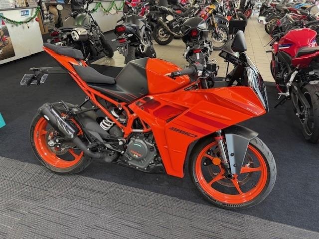 2024 KTM RC 390 GP Edition RC
