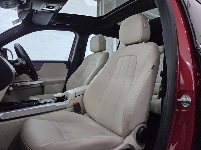 2022 Mercedes-Benz GLB-Class GLB200