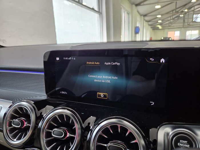 2022 Mercedes-Benz GLB-Class GLB200