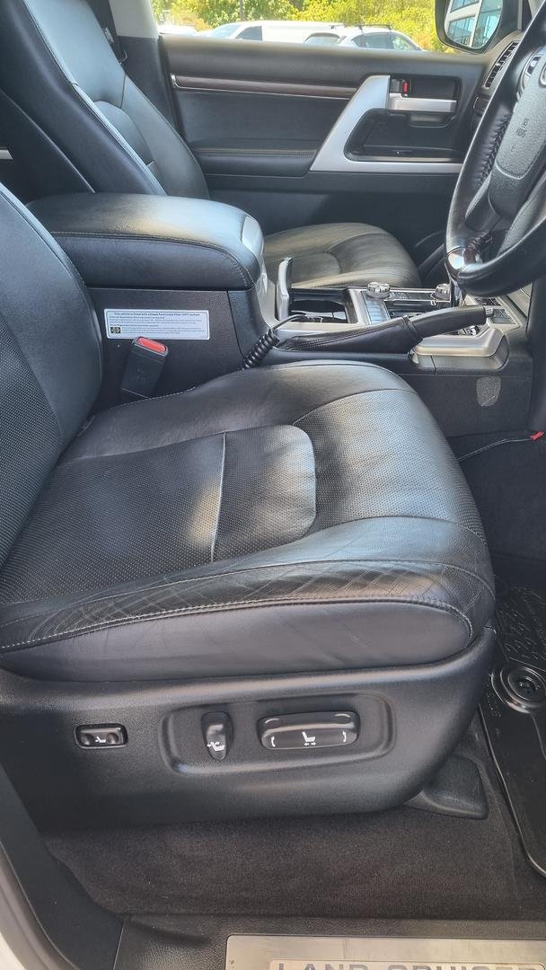 2020 Toyota Landcruiser Sahara