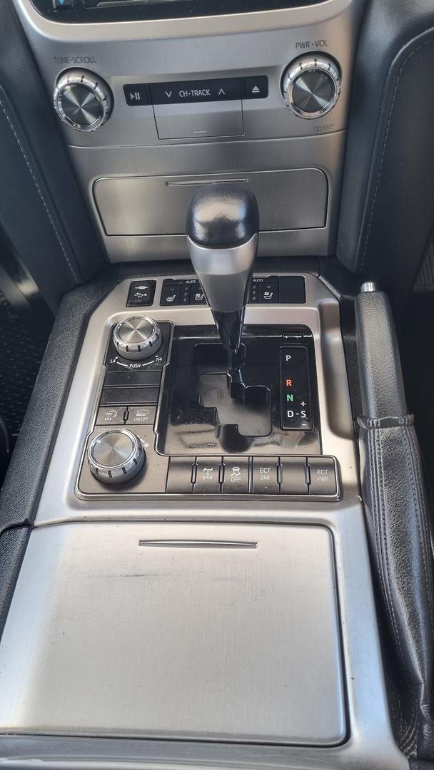 2020 Toyota Landcruiser Sahara