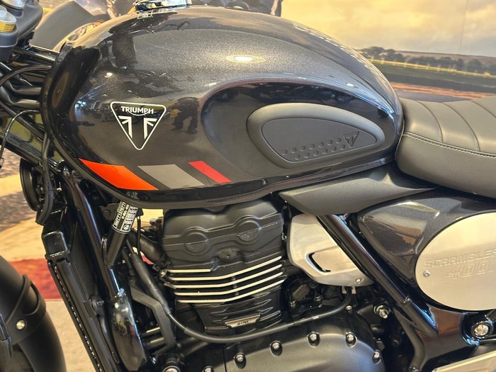 2025 Triumph Scrambler 400 XC Scrambler Grey