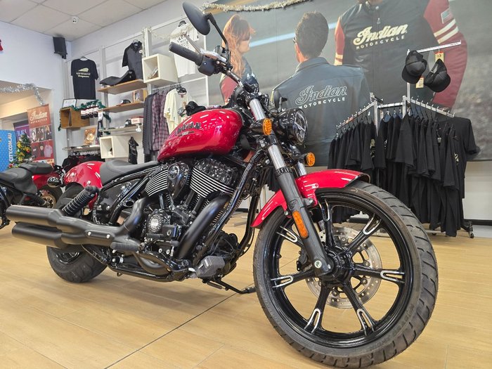 2024 Indian CHIEF DARK HORSE RED