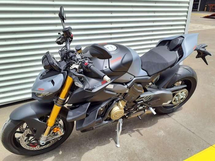 2024 Ducati Streetfighter V4 S Streetfighter Grey