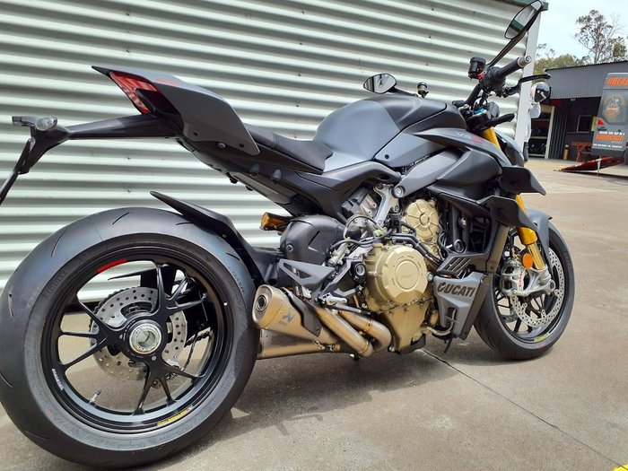 2024 Ducati Streetfighter V4 S Streetfighter Grey