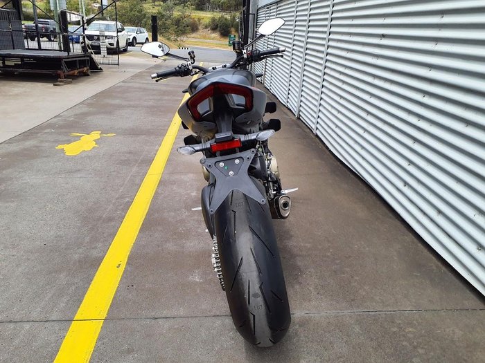 2024 Ducati Streetfighter V4 S Streetfighter Grey