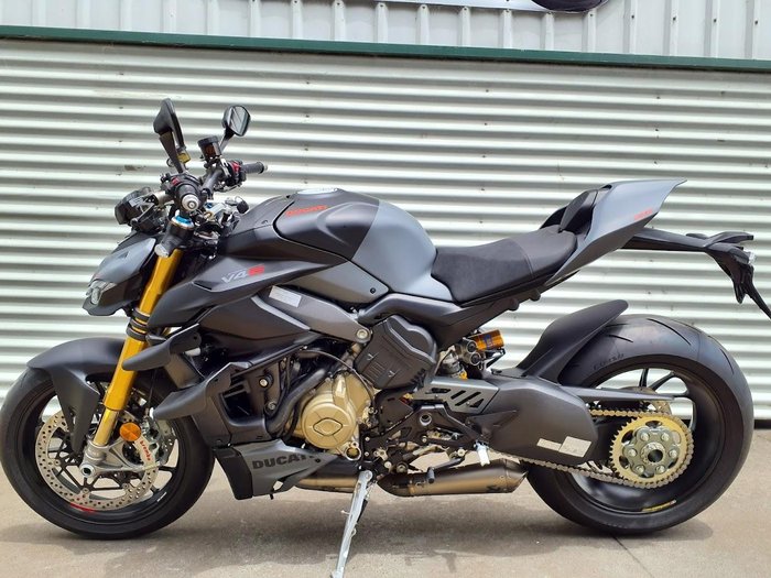 2024 Ducati Streetfighter V4 S Streetfighter Grey