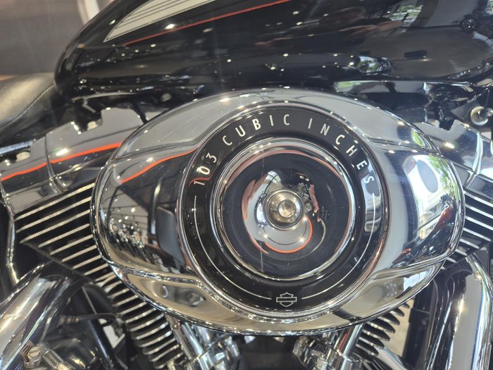 2012 Harley-Davidson Softail Standard 1690 (FXST) Softail Black