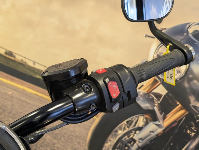 2023 Triumph Rocket 3 R Chrome Edition Rocket