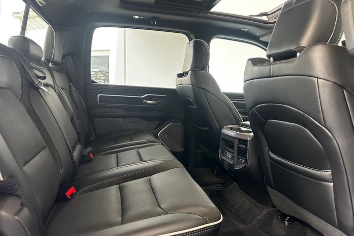 2025 RAM 1500 Laramie Sport Hurricane SO RamBox