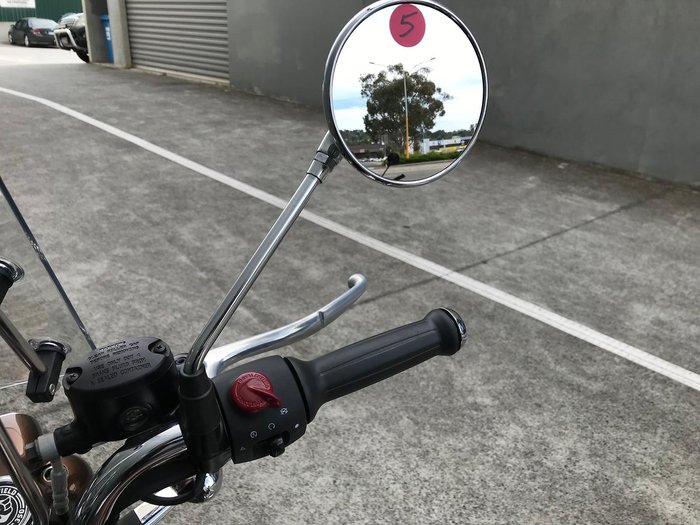 2025 Royal Enfield Classic 350 Chrome