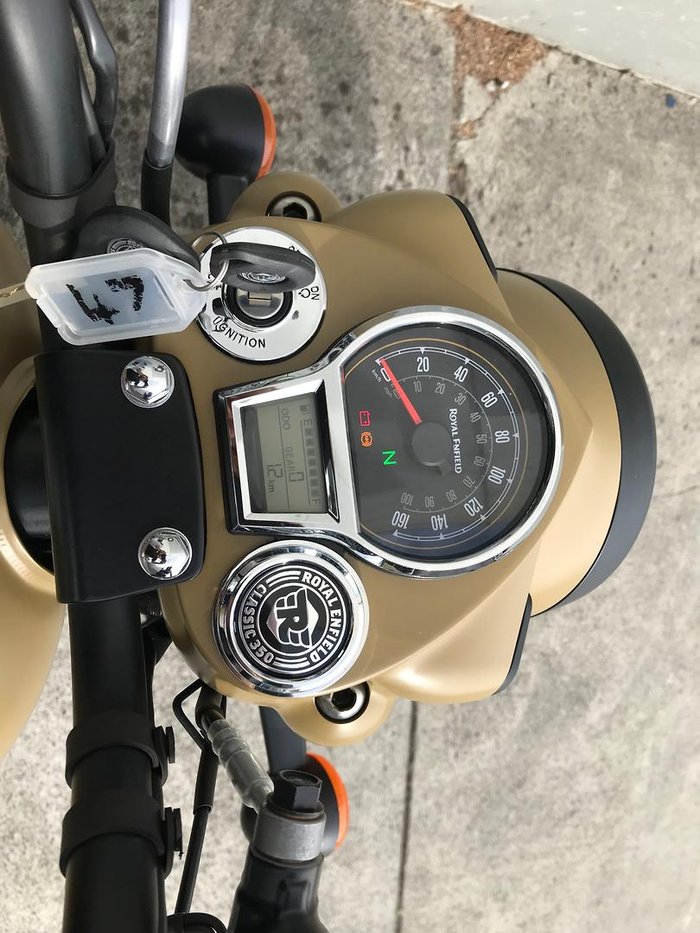 2025 Royal Enfield Classic 350 Signals