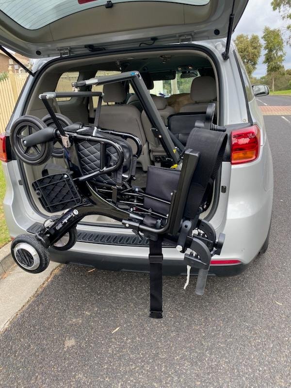 2018 Kia Carnival S YP MY19 Silky Silver