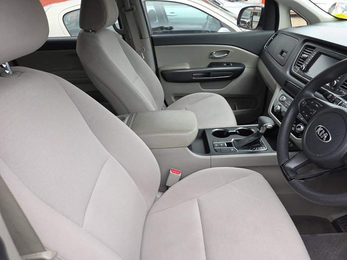 2018 Kia Carnival S YP MY19 Silky Silver