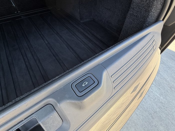 2016 Land Rover Range Rover TDV6 Vogue