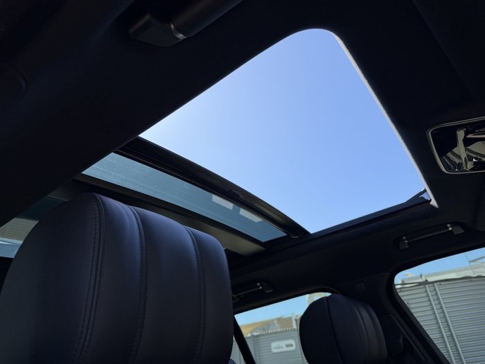 2016 Land Rover Range Rover TDV6 Vogue