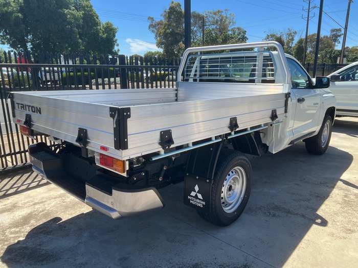 2025 Mitsubishi Triton GLX MV MY25 4x2 White