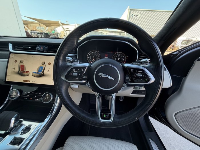 2021 Jaguar XF P300 R-Dynamic HSE