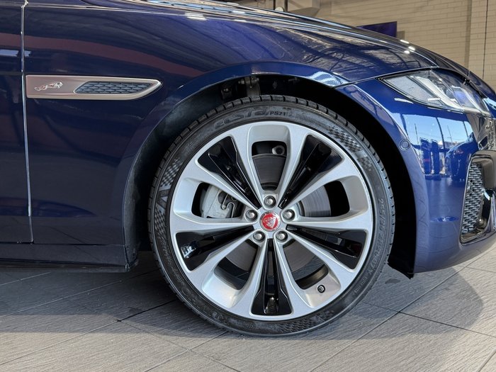 2021 Jaguar XF P300 R-Dynamic HSE