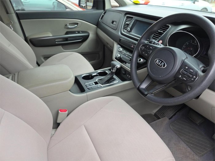 2017 Kia Carnival S YP MY18 Silky Silver