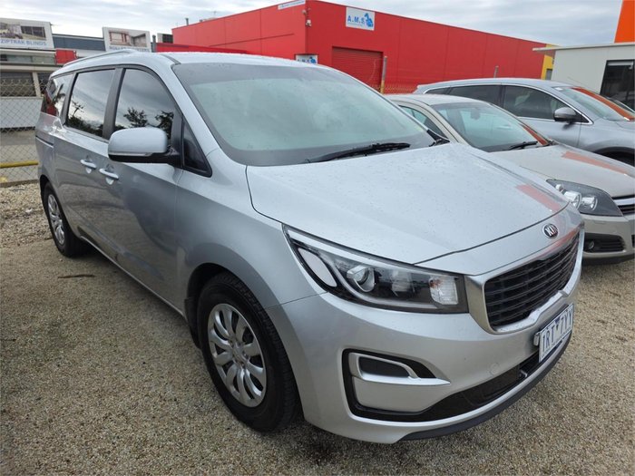 2017 Kia Carnival S YP MY18 Silky Silver