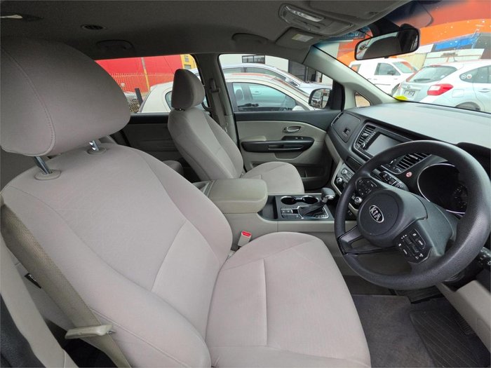 2017 Kia Carnival S YP MY18 Silky Silver