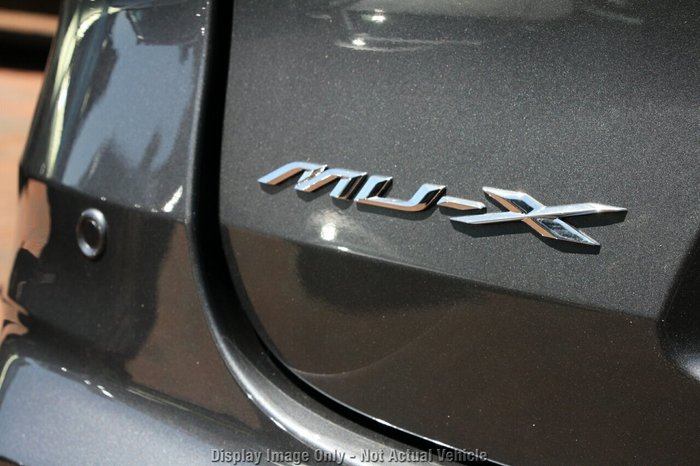 2025 Isuzu MU-X LS-T