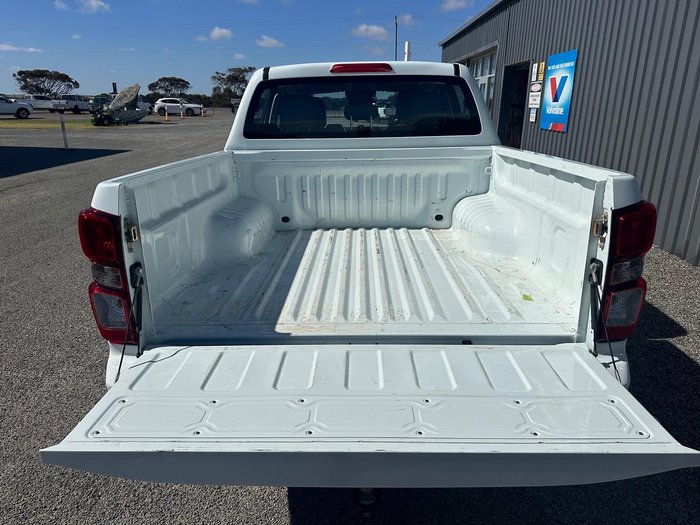 2023 Isuzu D-MAX LS-M