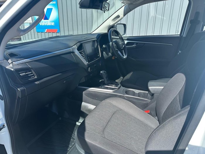 2023 Isuzu D-MAX LS-M