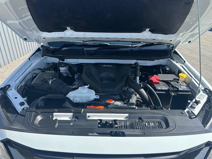 2023 Isuzu D-MAX LS-M