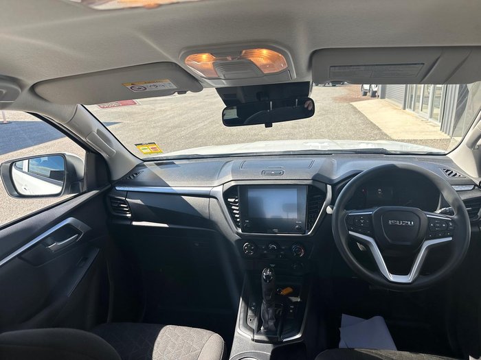 2023 Isuzu D-MAX LS-M