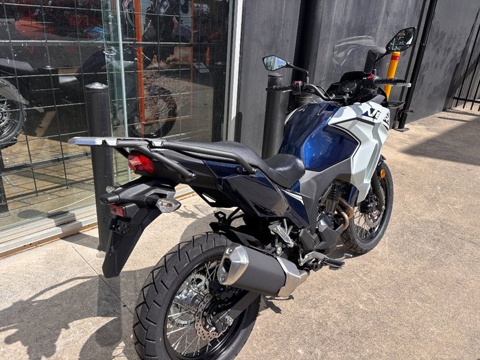 2025 Kawasaki VERSYS-X 300 WHITE