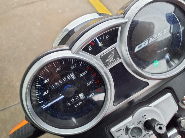 2021 Honda CB125E CB Red