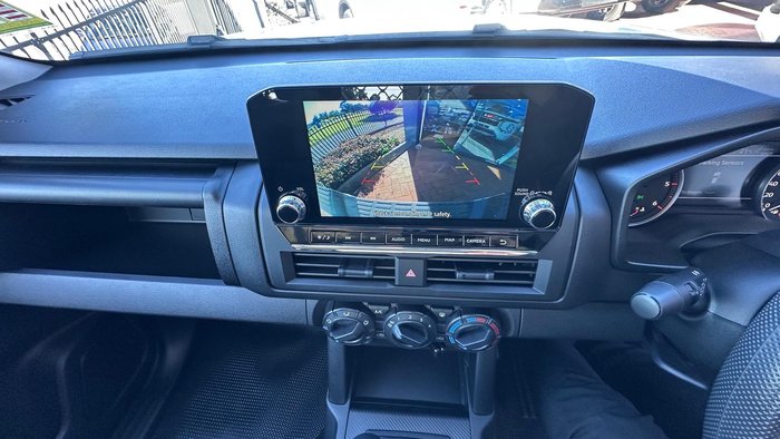 2025 Mitsubishi Triton GLX